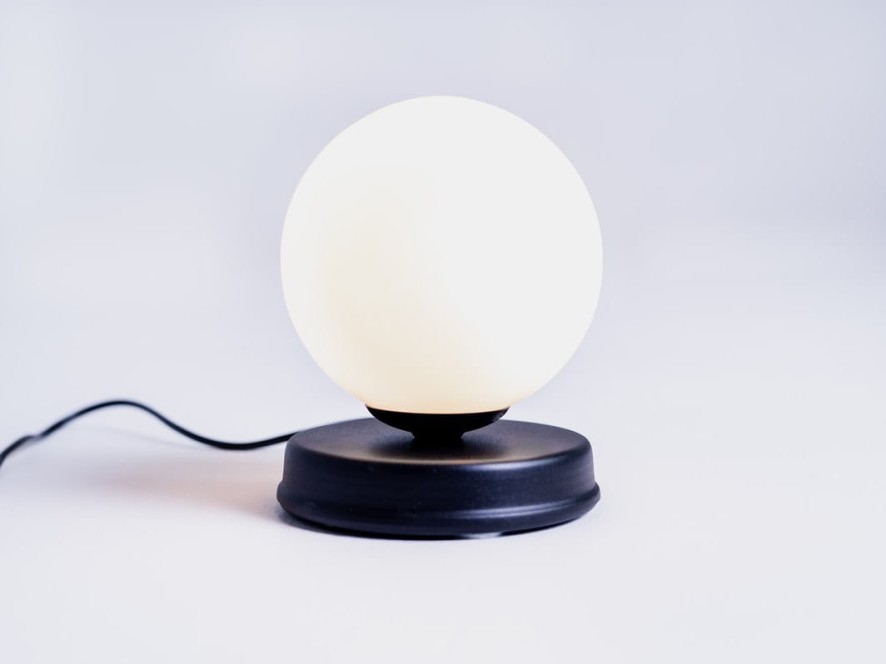 Lampa stołowa MANEN S